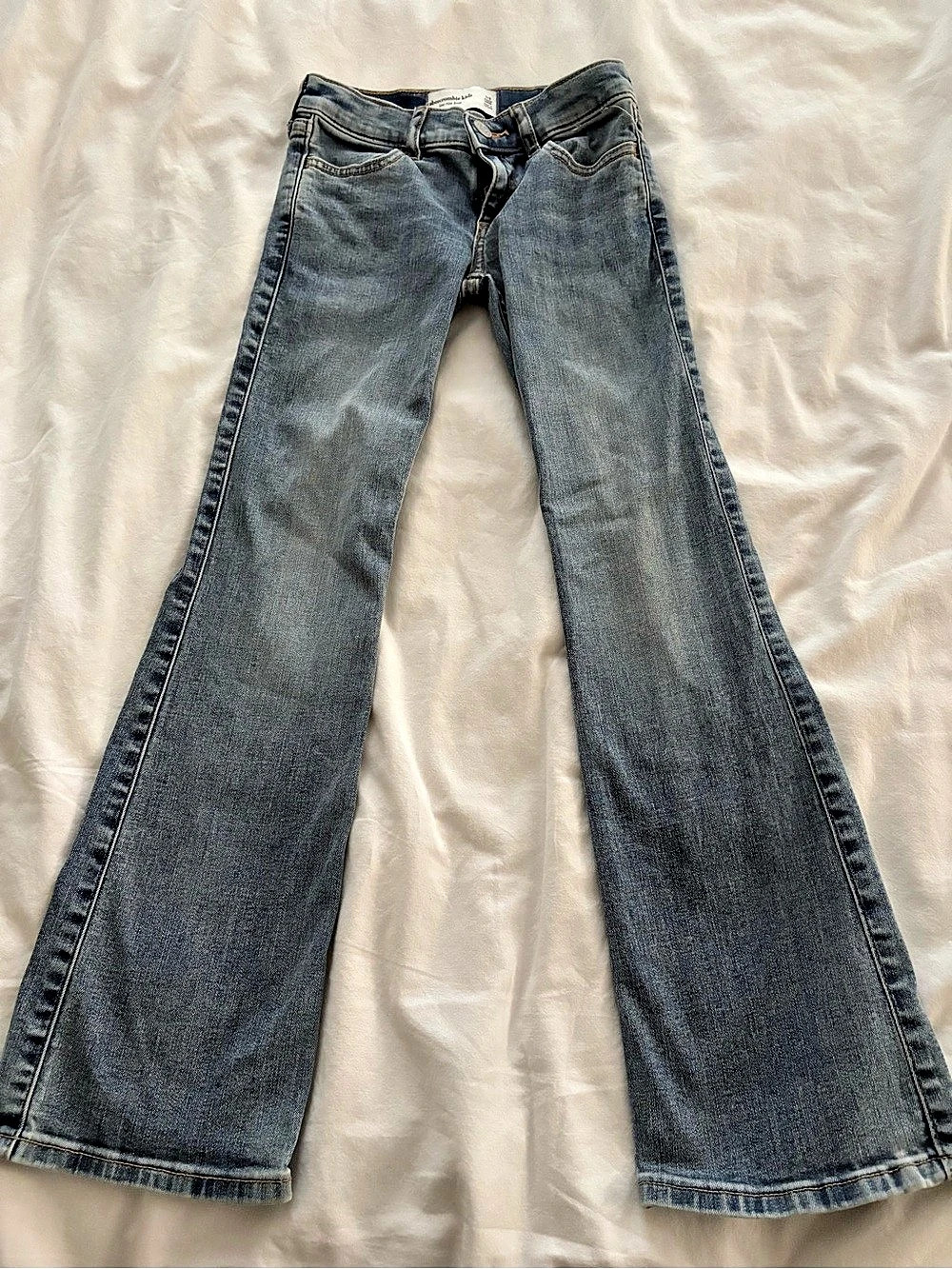Abercrombie Kids Luna Rise Boot Girls Size 7/8 Long Blue Bootcut Jeans